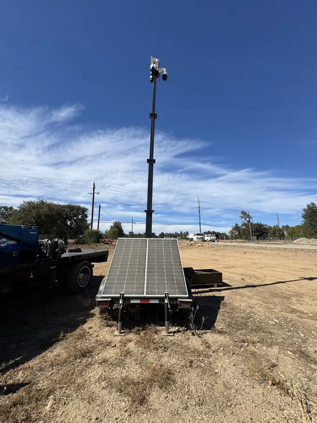 Replacement mast installed on a trailer on site