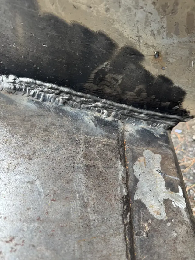 Seam welded on a loader bucket
