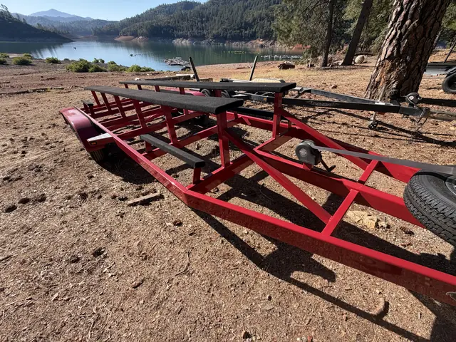Trailer frame repaired on site at Lakehead